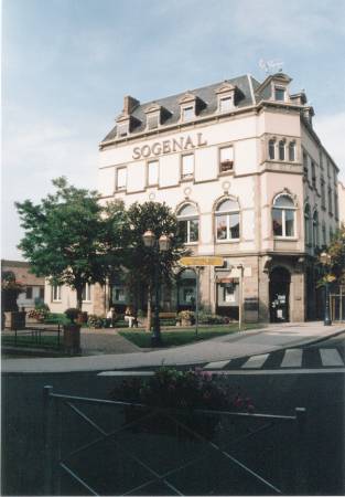 Hôtel-café Central de nos jours